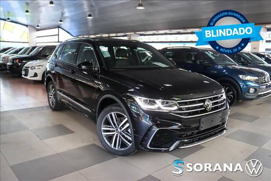 VOLKSWAGEN TIGUAN 2.0 300 TSI GASOLINA ALLSPACE R-LINE AUTOMÁTICO VOLKSWAGEN TIGUAN 2.0 300 TSI GASOLINA ALLSPACE R-LINE AUTOMÁTICO